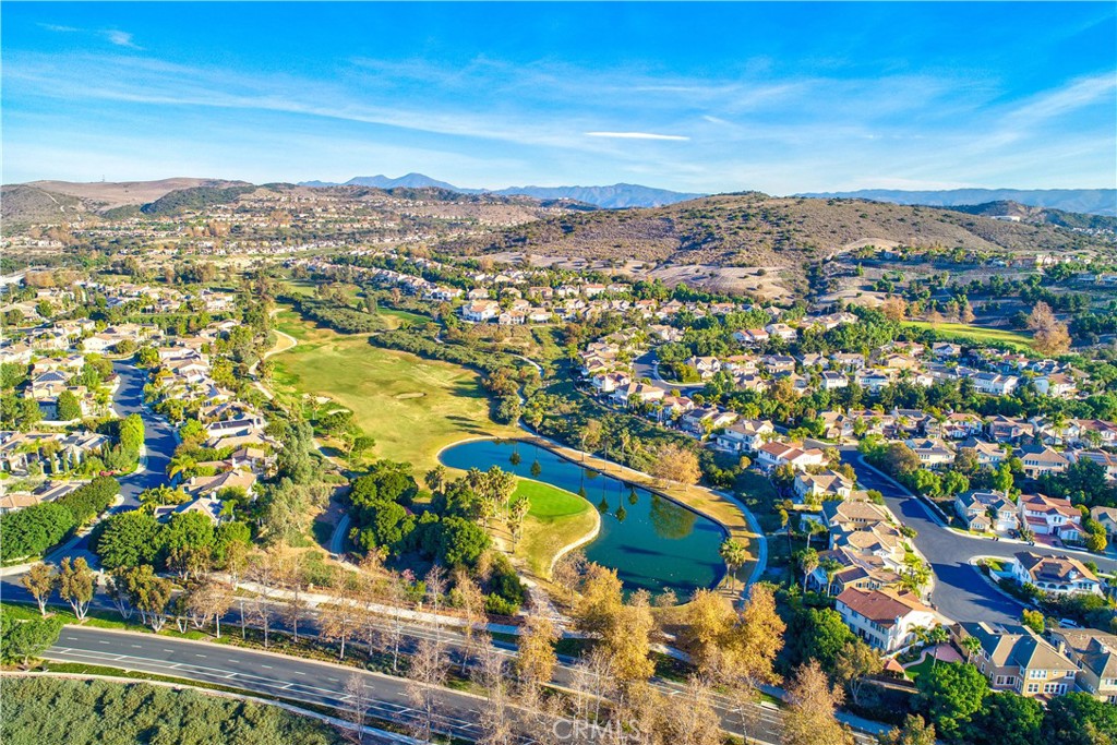 473 Camino Flora