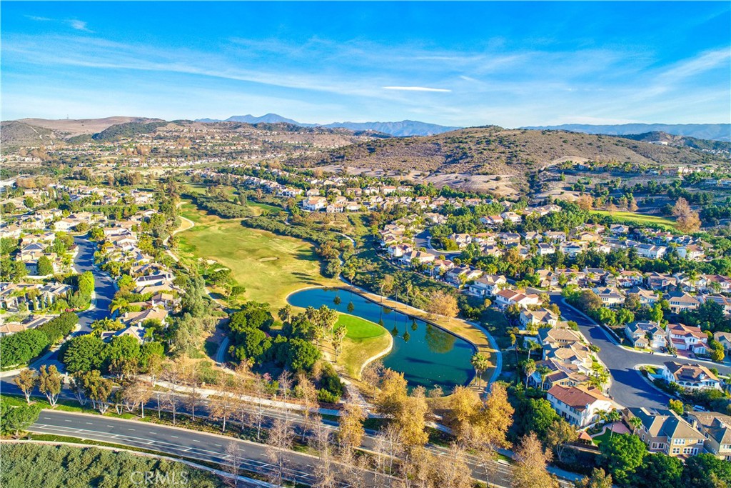 473 Camino Flora