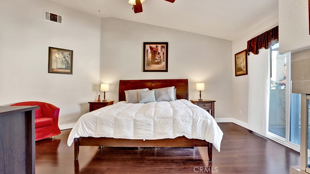 1023 Via Presa