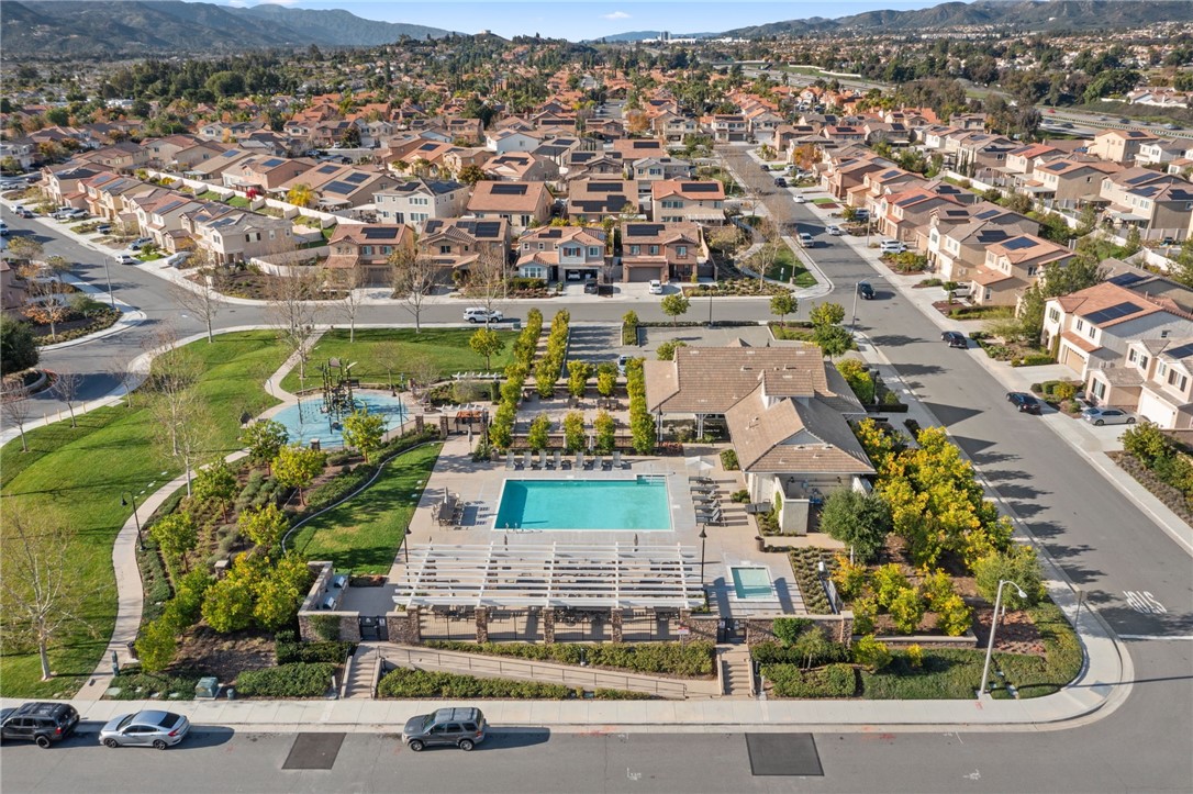 41250 Winterberry Street