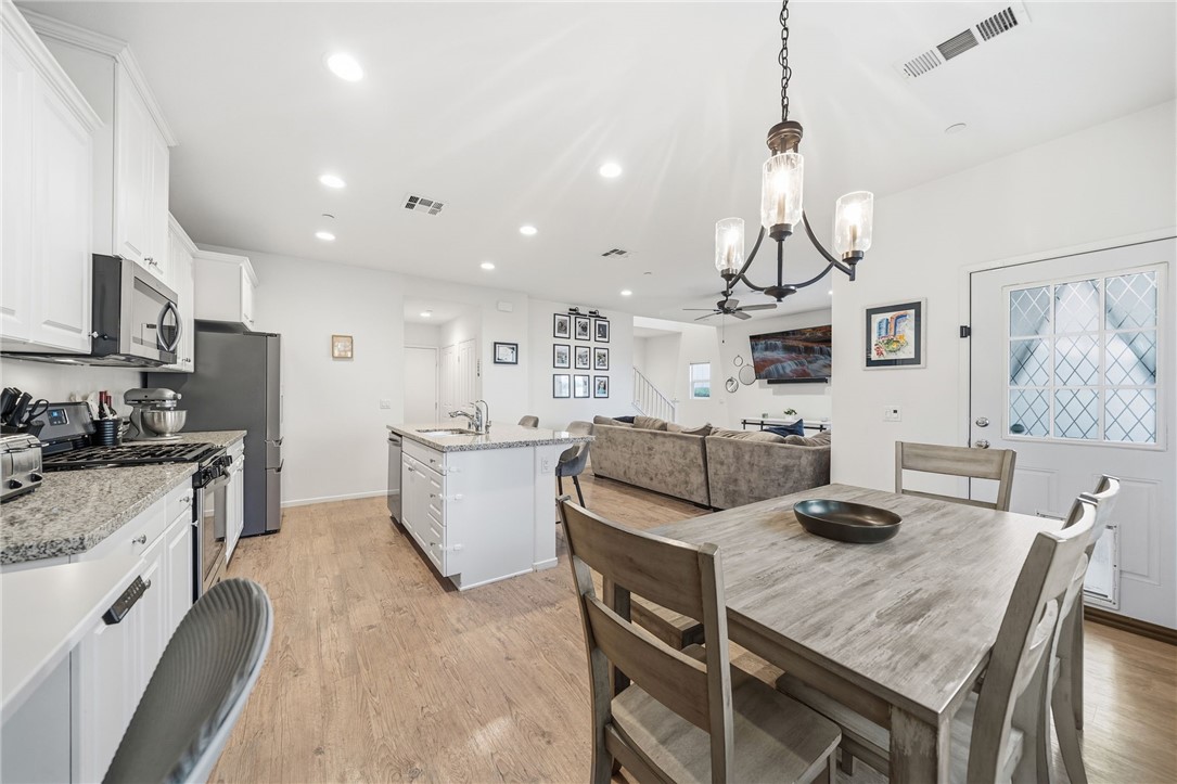 41250 Winterberry Street