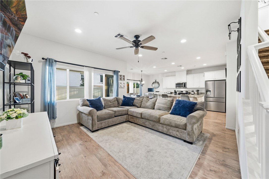 41250 Winterberry Street