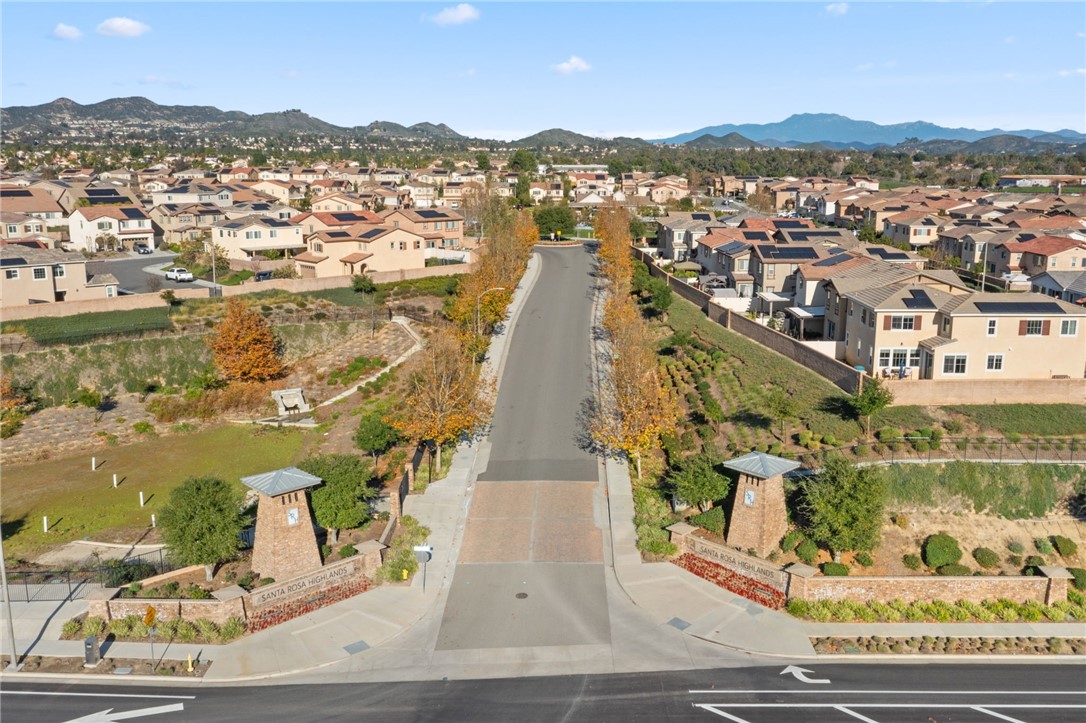 41250 Winterberry Street