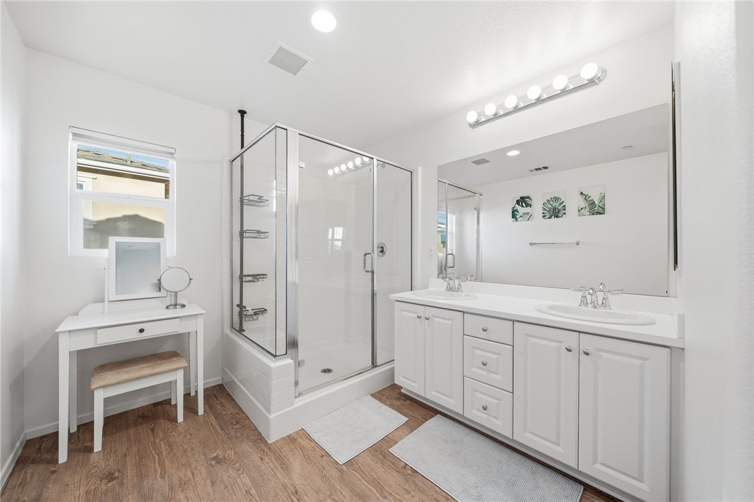 41250 Winterberry Street