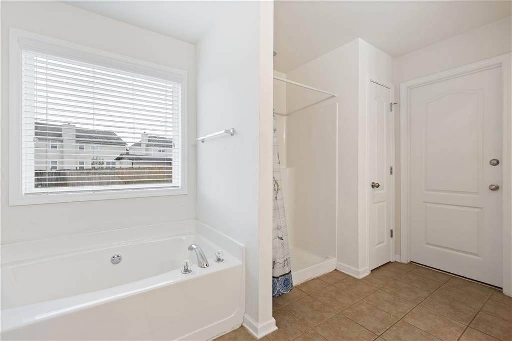1123 Diamond Crossing