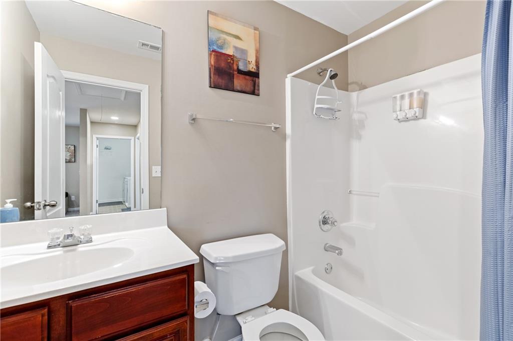 1123 Diamond Crossing
