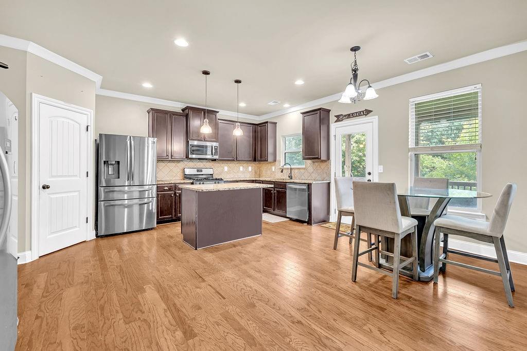 2619 DAYVIEW Lane