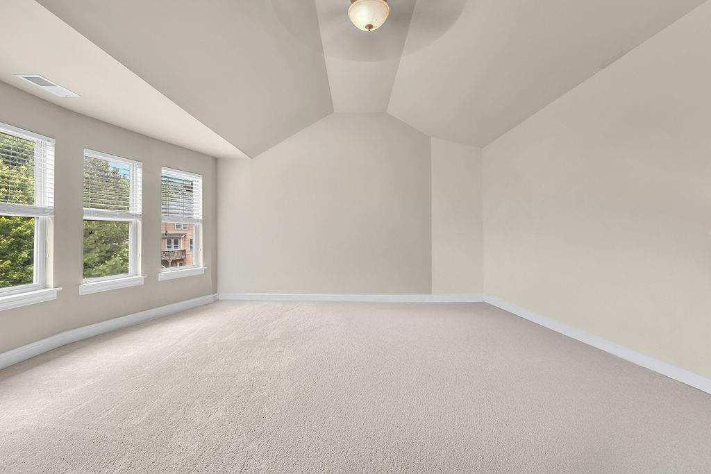 2619 DAYVIEW Lane