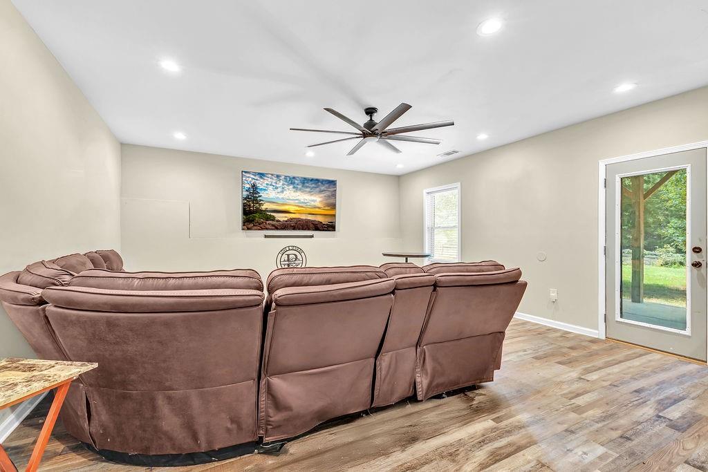 2619 DAYVIEW Lane