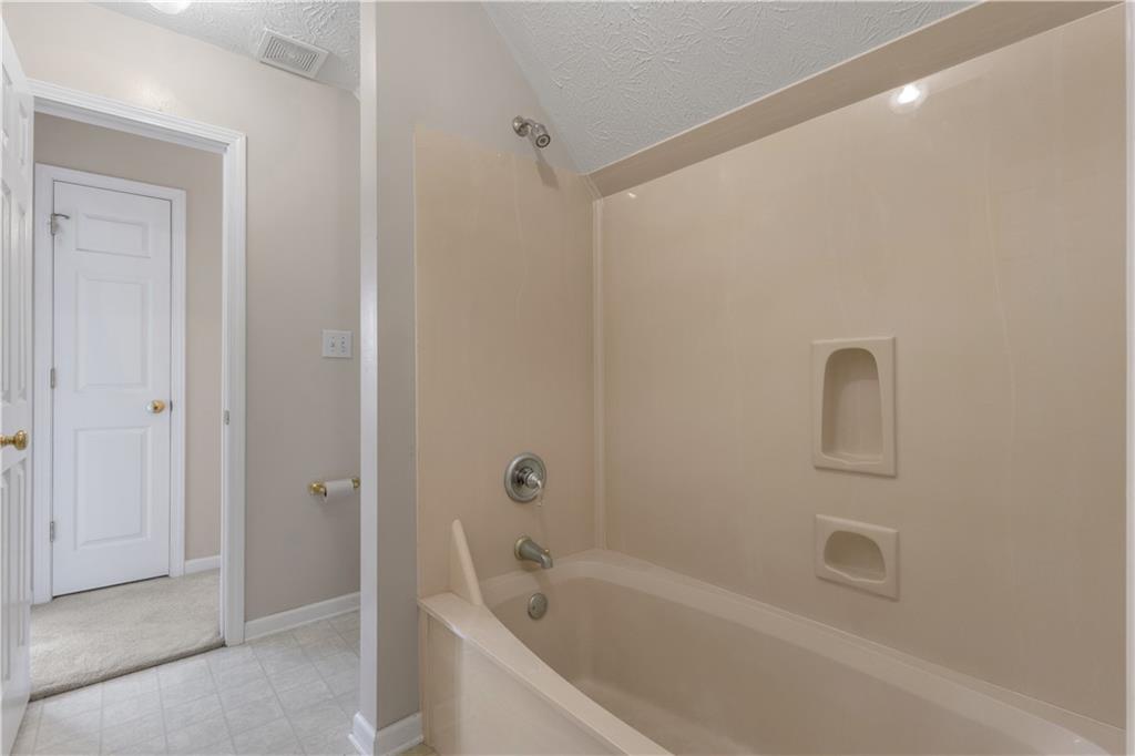 12328 Edgewater Drive