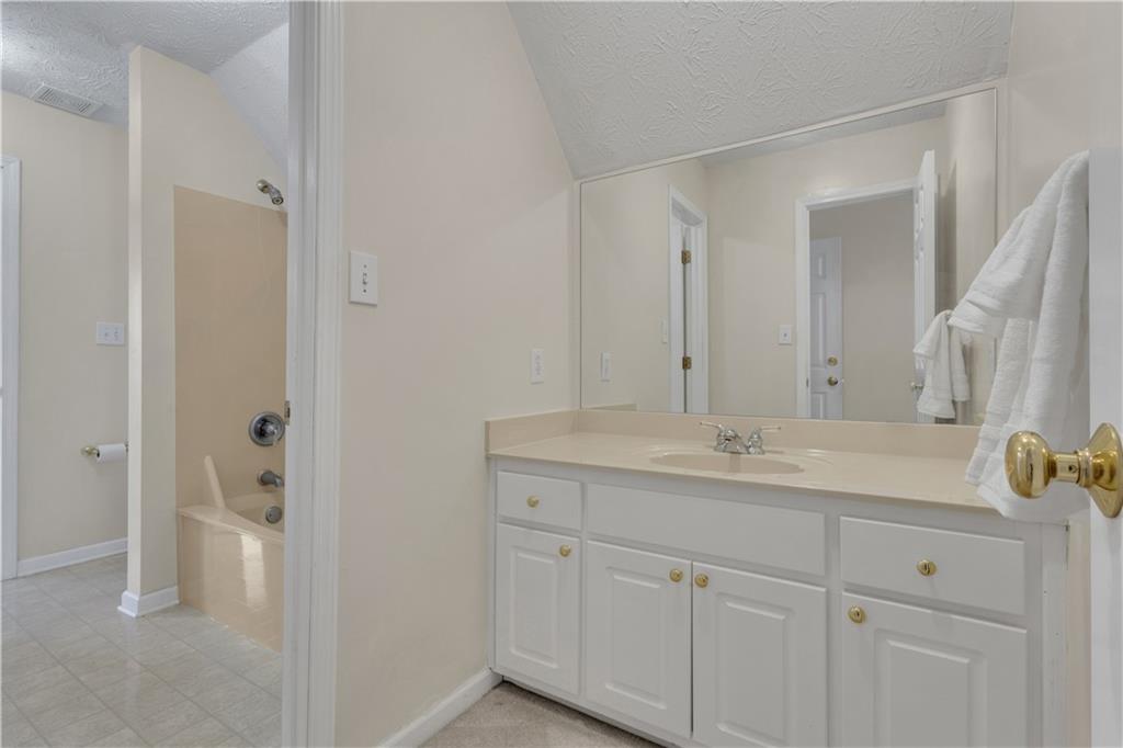 12328 Edgewater Drive