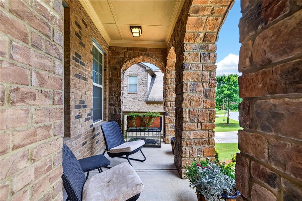 1185 Gallatin Way