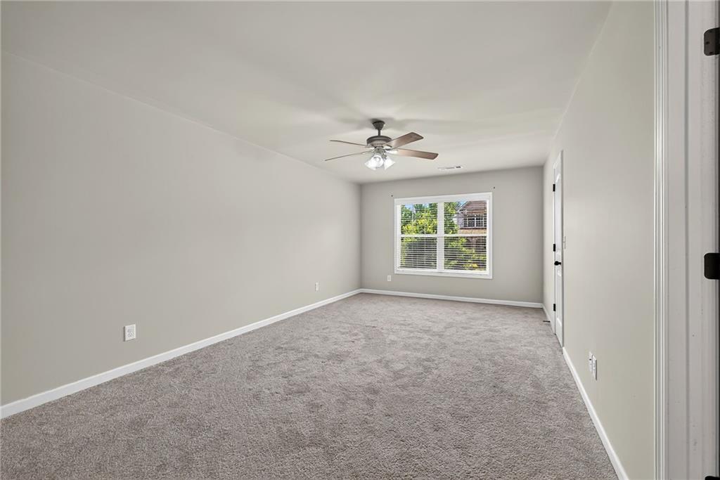 1185 Gallatin Way