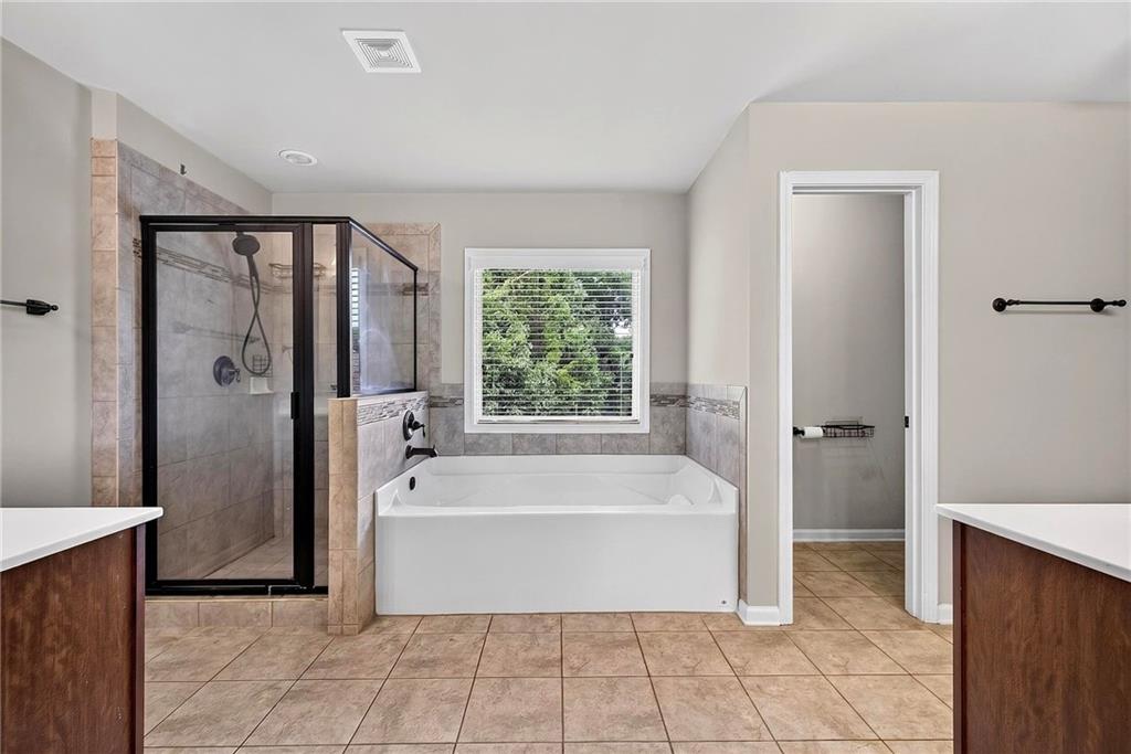 1185 Gallatin Way