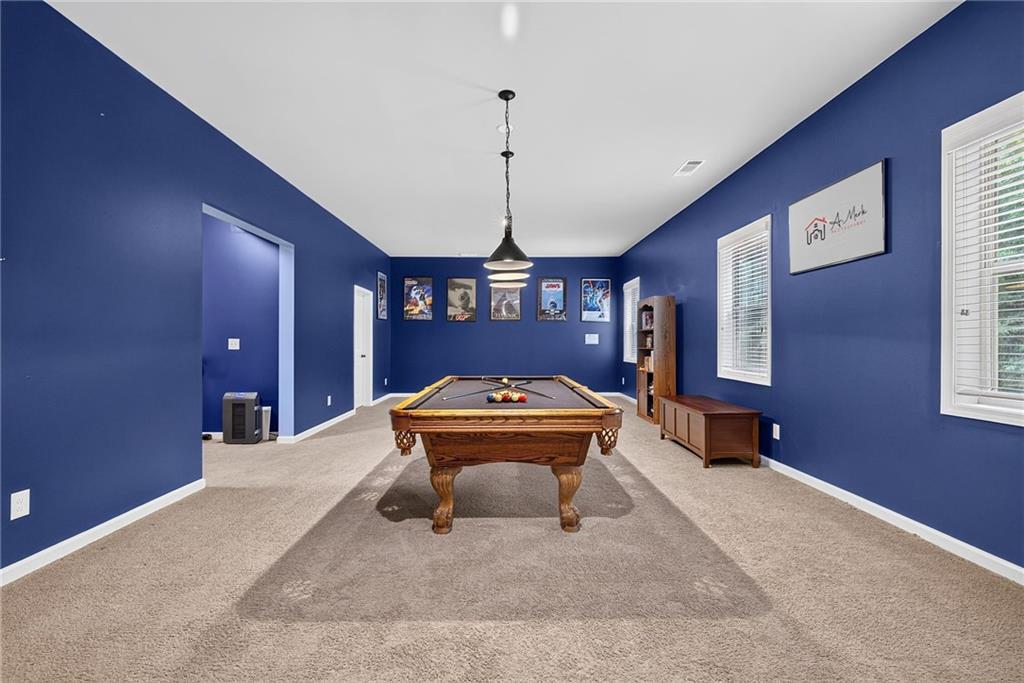 1185 Gallatin Way