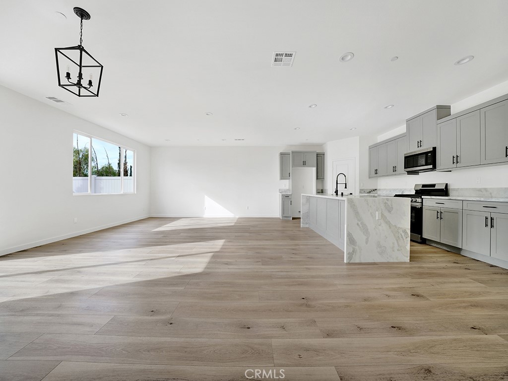 10672 Brookfield Drive