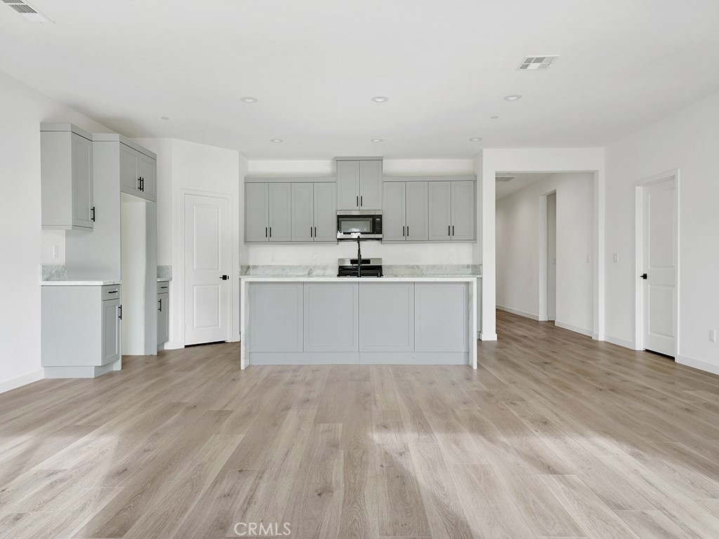 10672 Brookfield Drive