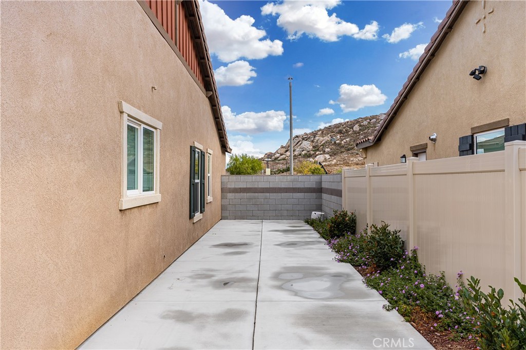 27902 Calle Talavera