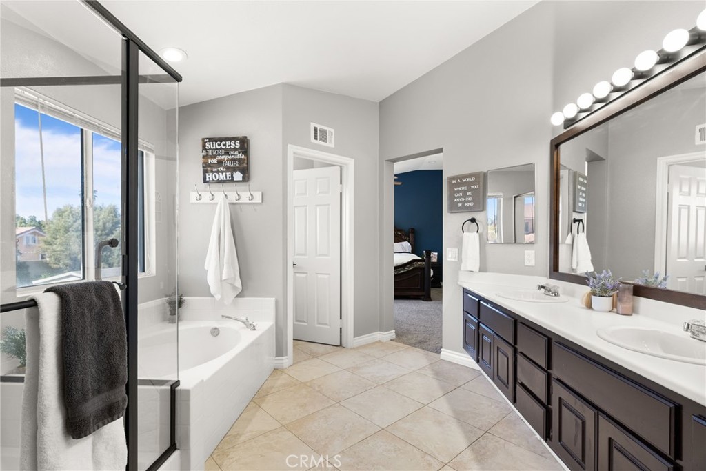 40597 Symphony Park Lane