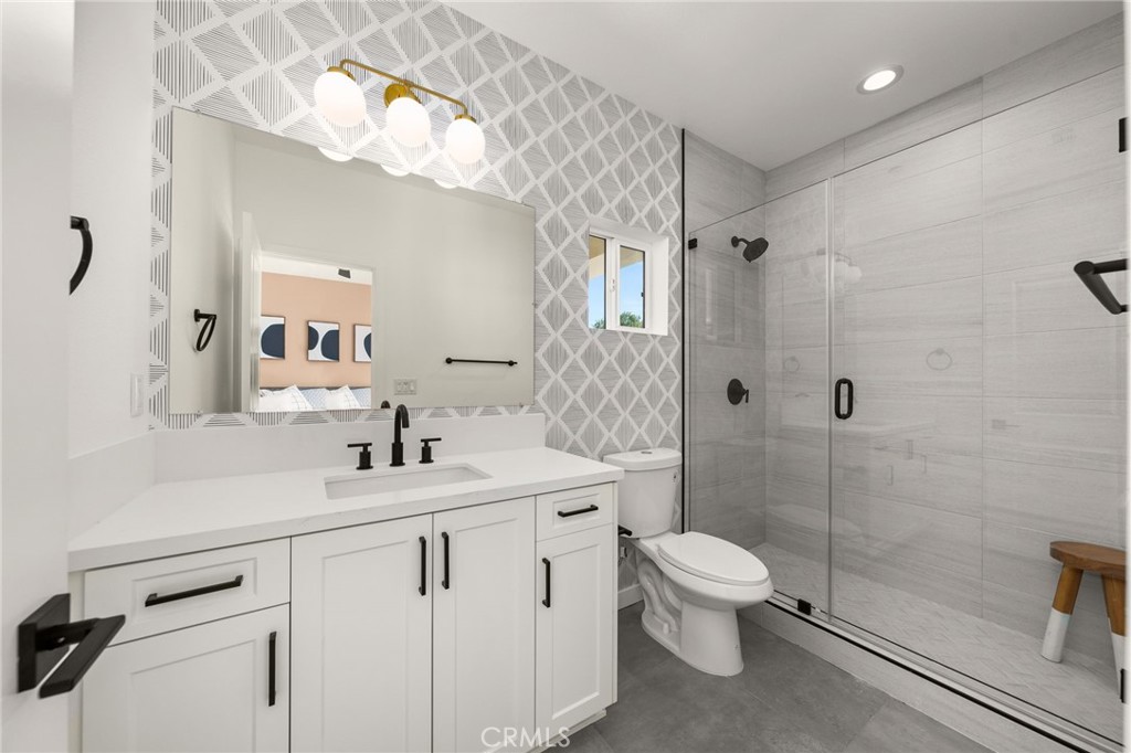 135 N Vicentia Avenue