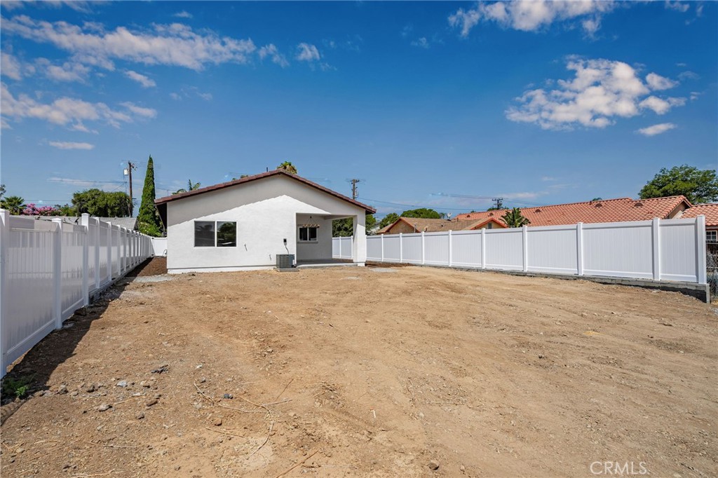 135 N Vicentia Avenue