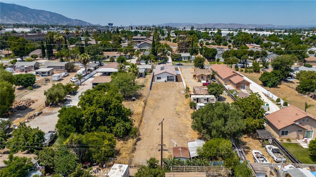 135 N Vicentia Avenue