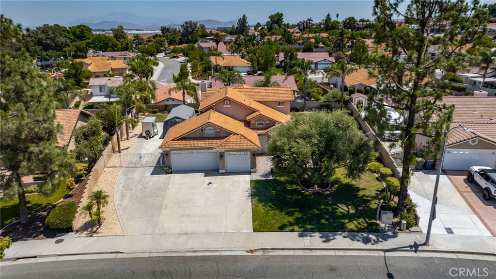 6844 Mission Grove Parkway N