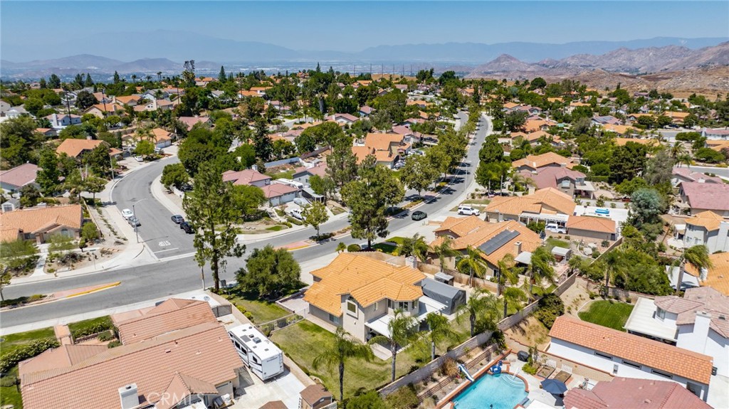 6844 Mission Grove Parkway N