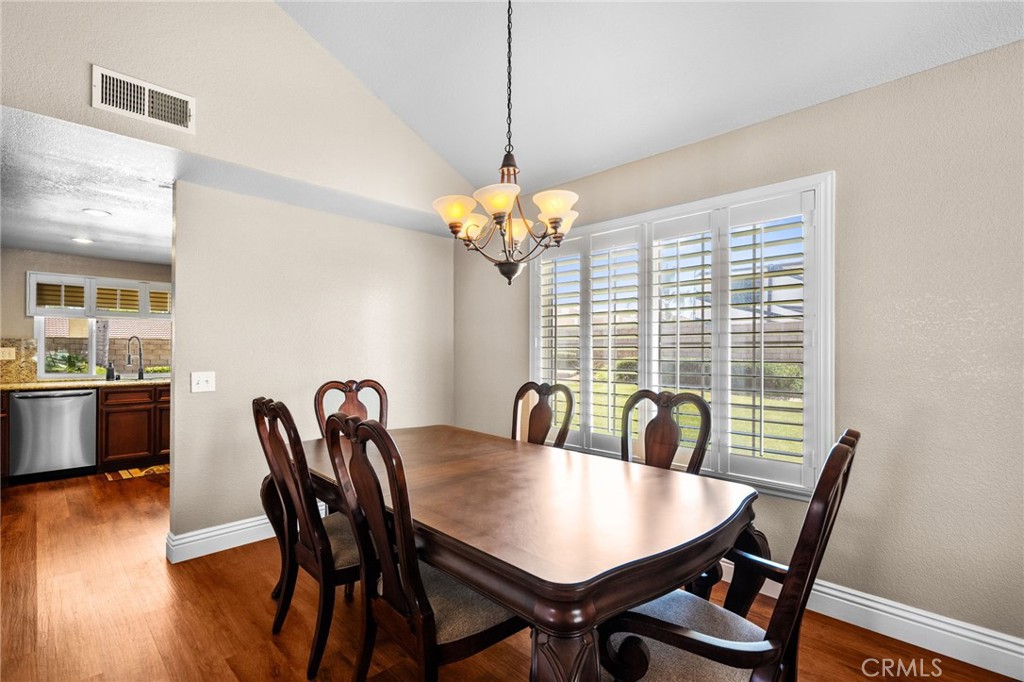 6844 Mission Grove Parkway N