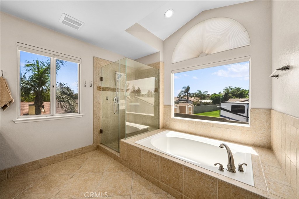 6844 Mission Grove Parkway N