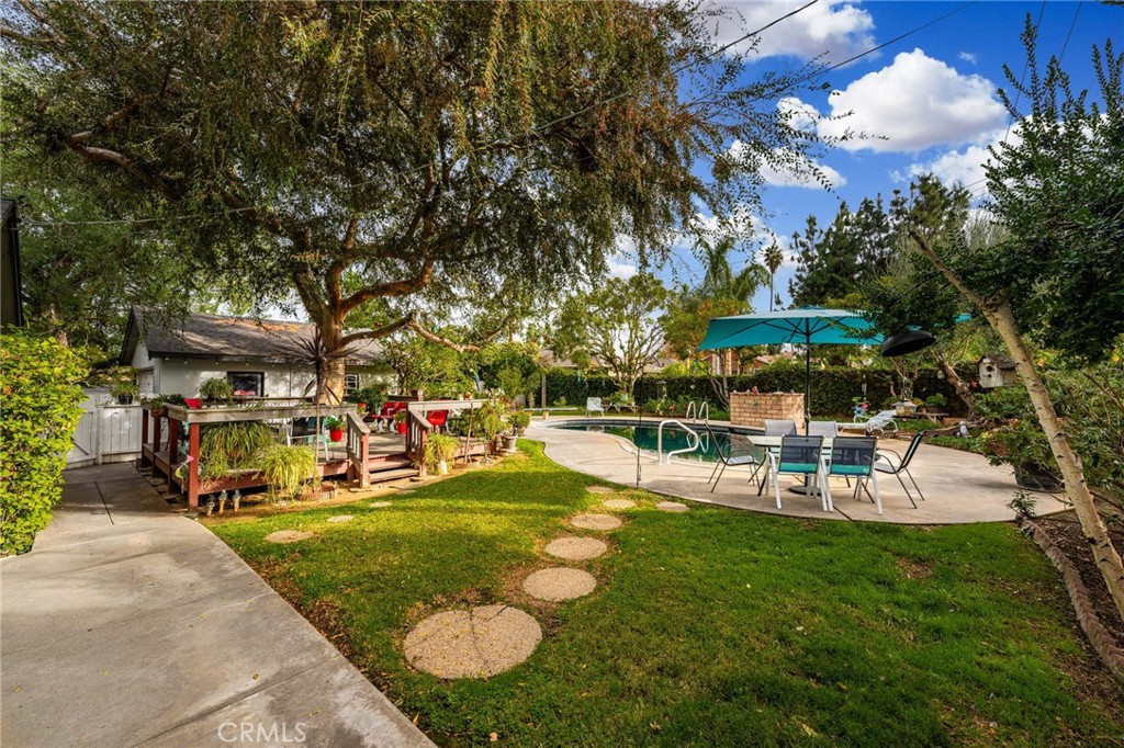 5180 Stonewood Drive