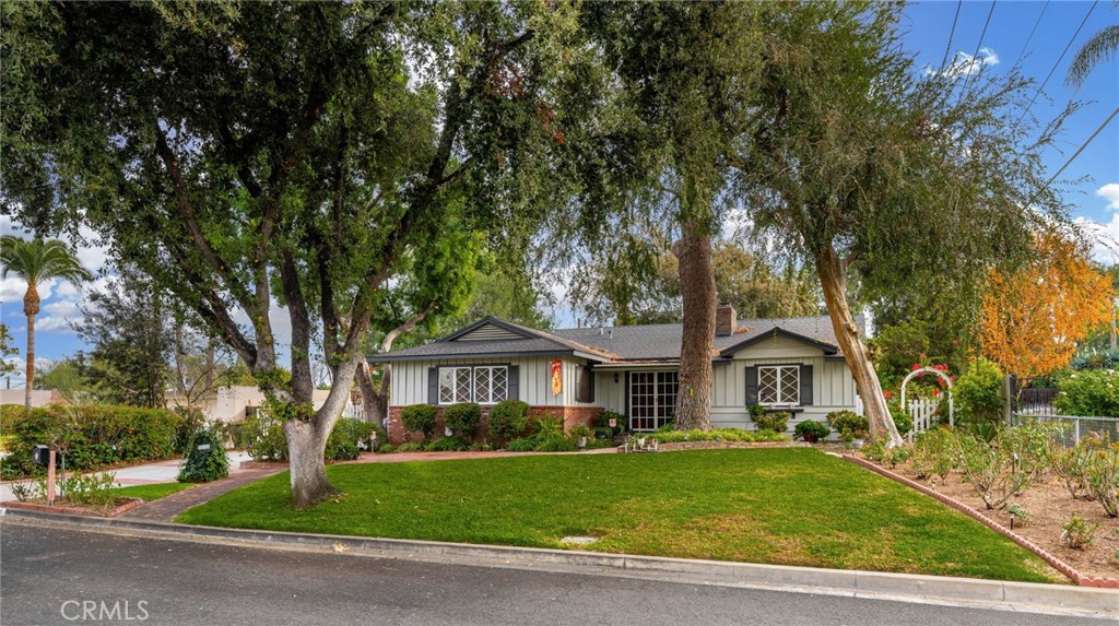 5180 Stonewood Drive