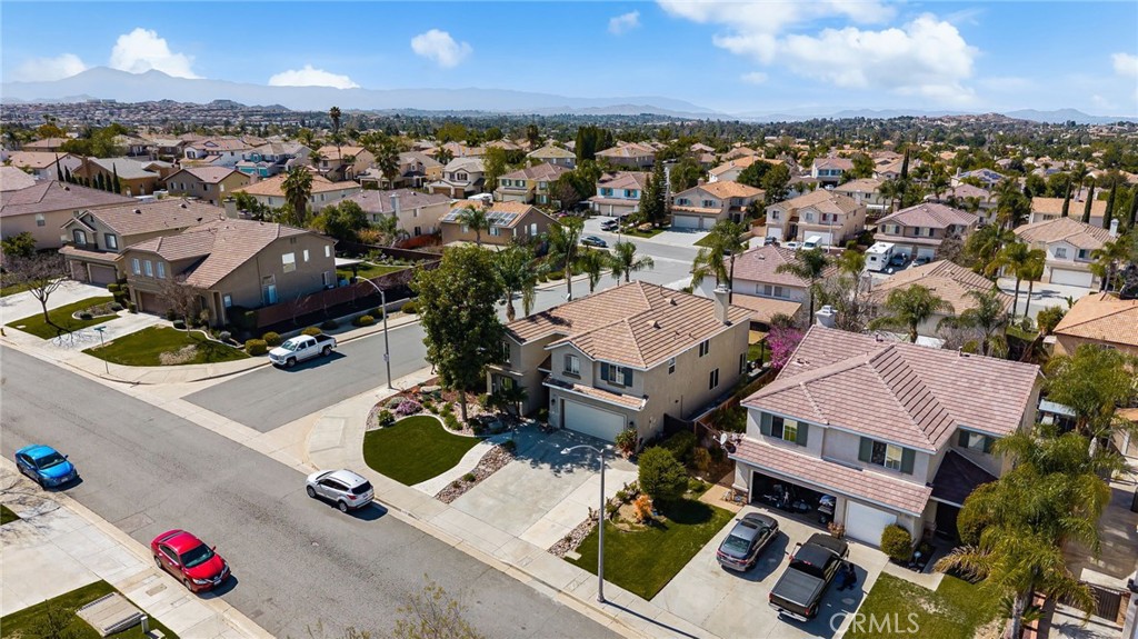 8445 Lindenhurst Street