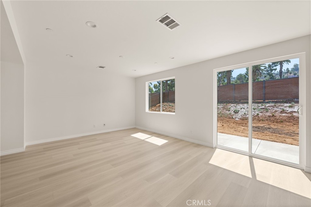 5978 Copperfield Avenue