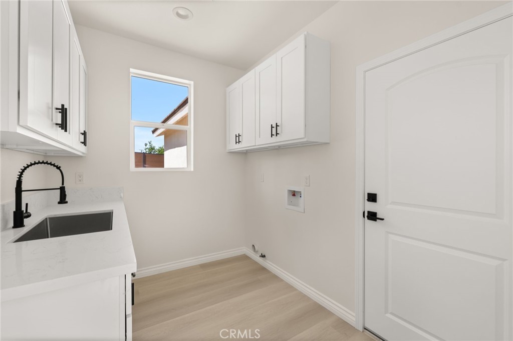 5978 Copperfield Avenue