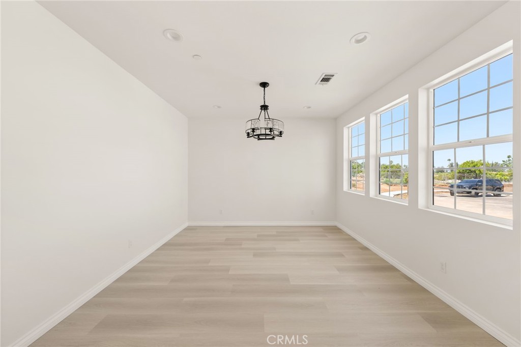 5979 Copperfield Avenue