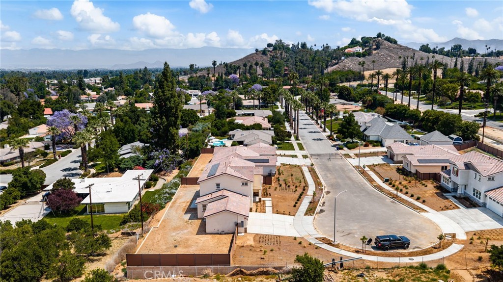 5979 Copperfield Avenue