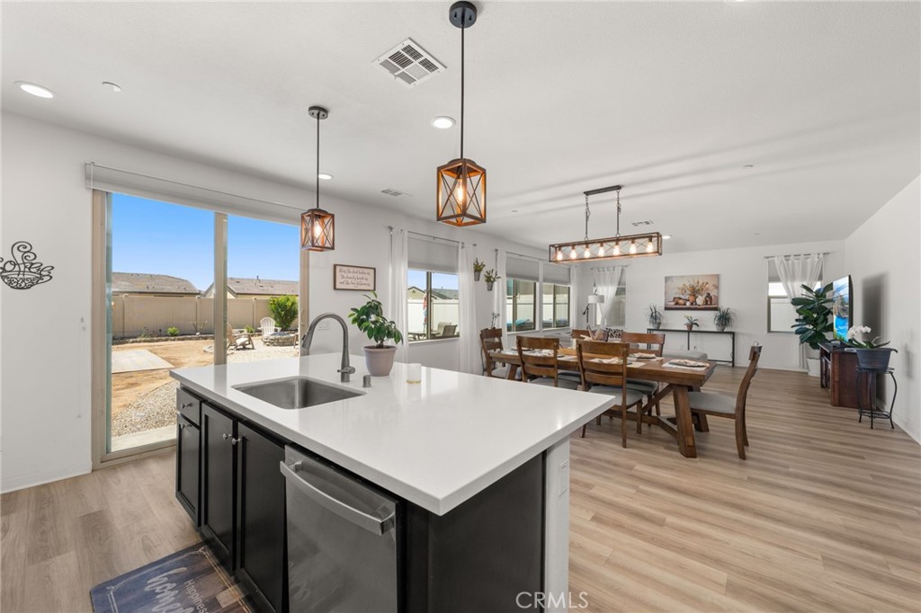 5756 Quicksilver Way