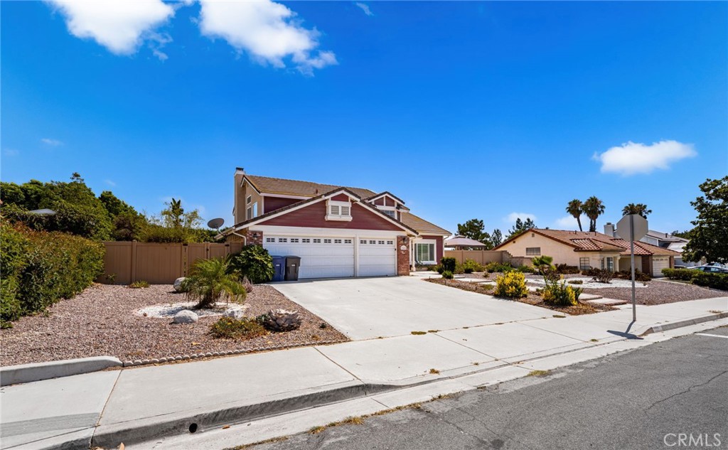 245 Cottonwood Avenue