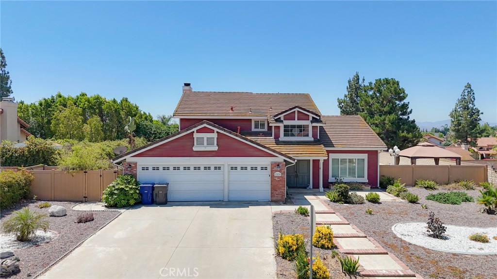 245 Cottonwood Avenue