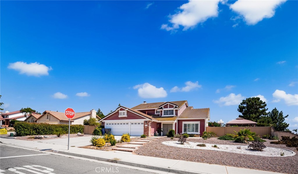 245 Cottonwood Avenue