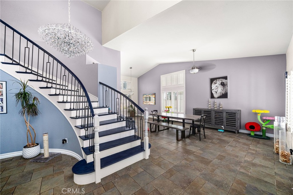 245 Cottonwood Avenue