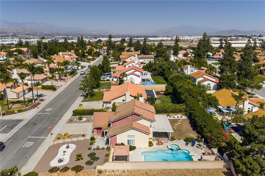 245 Cottonwood Avenue