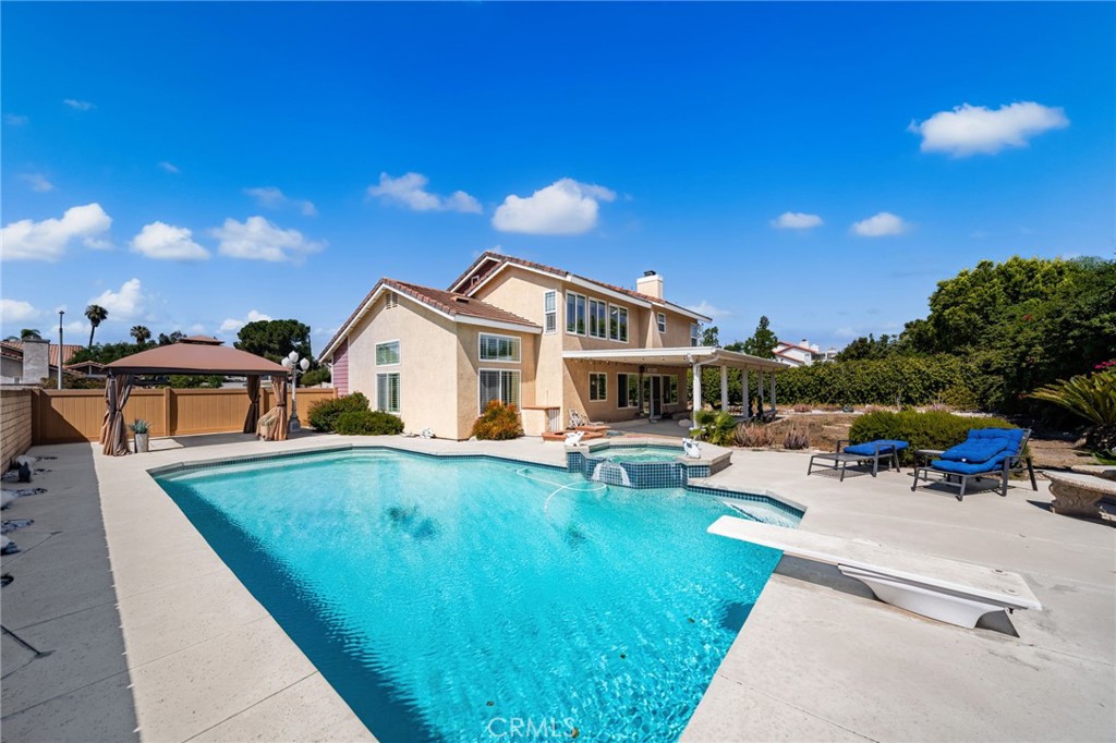 245 Cottonwood Avenue