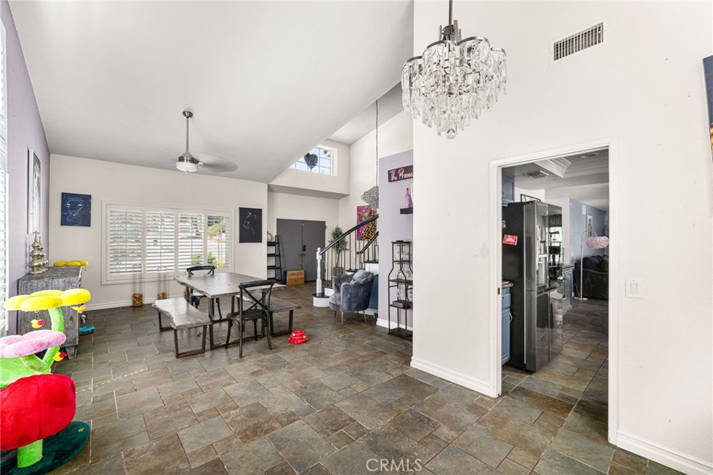 245 Cottonwood Avenue