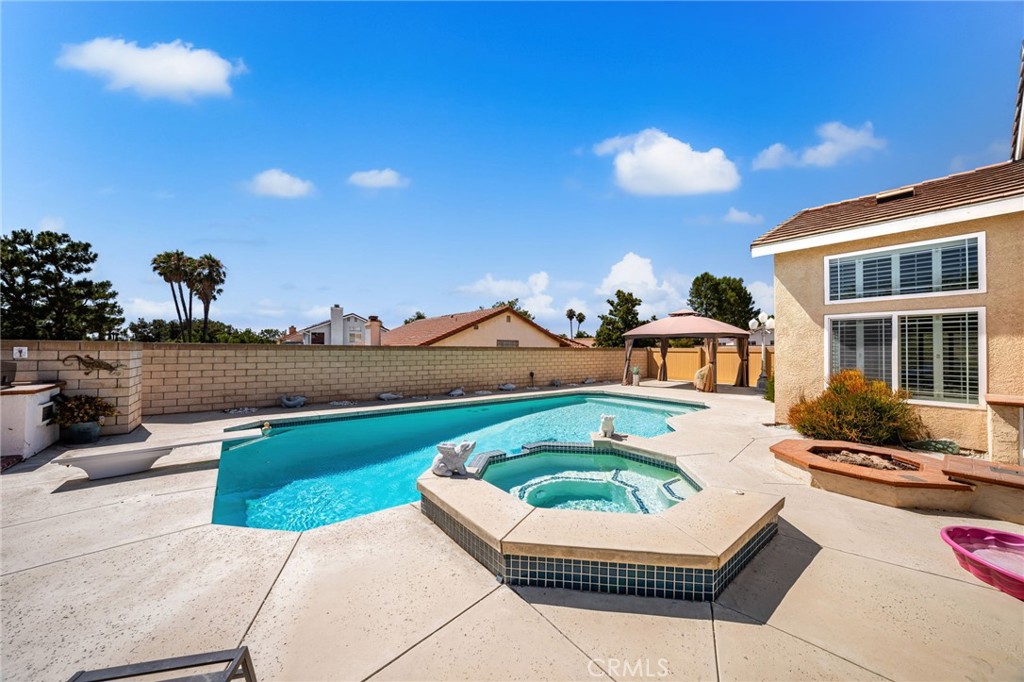 245 Cottonwood Avenue