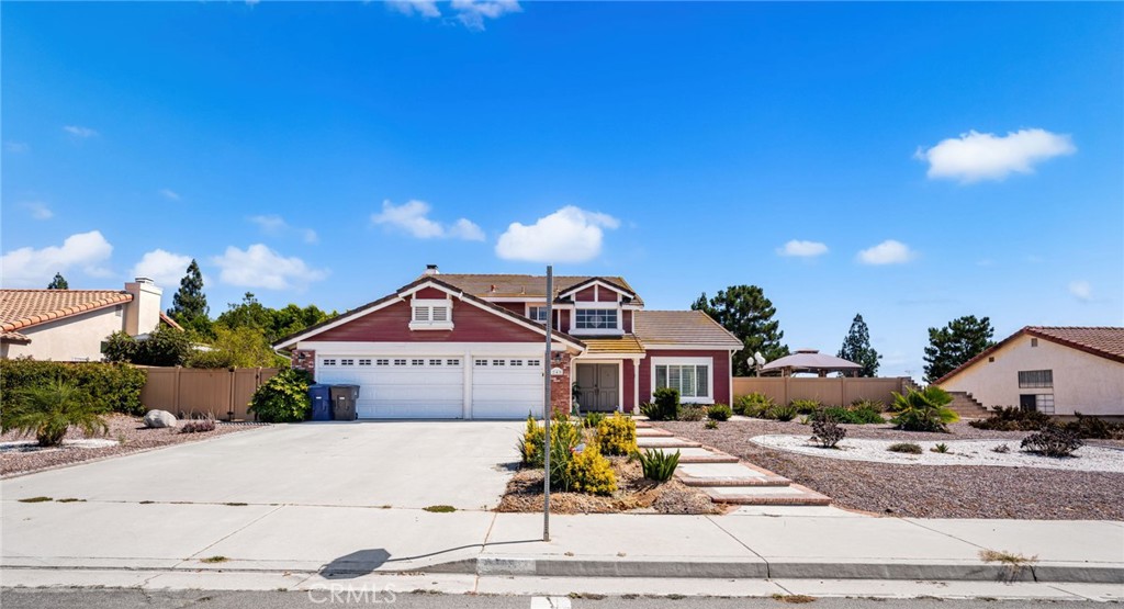 245 Cottonwood Avenue