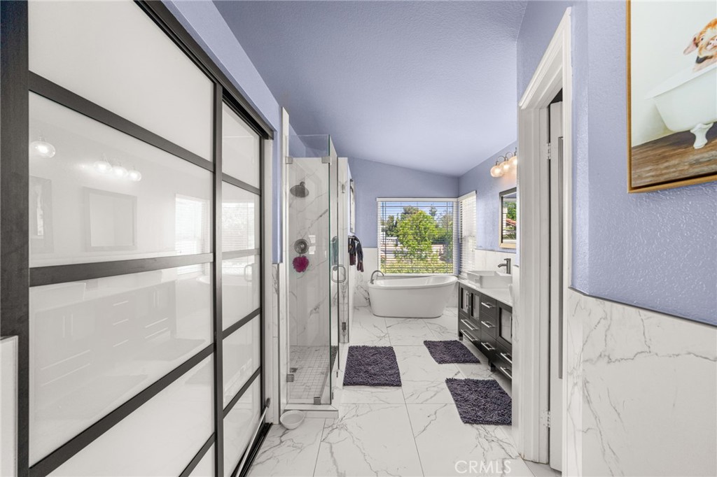 245 Cottonwood Avenue