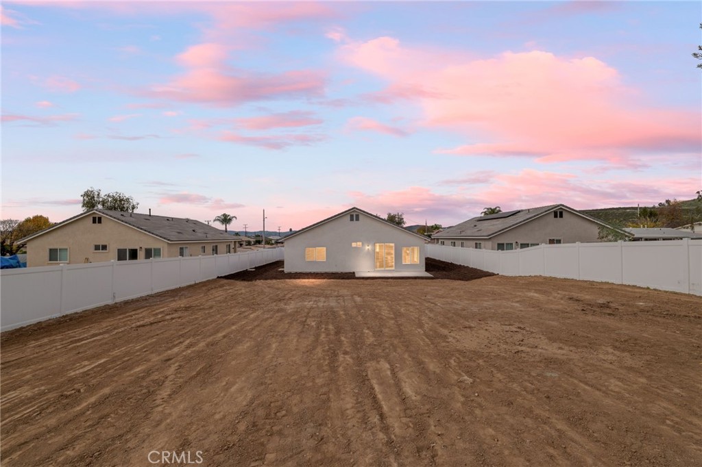 29232 Piping Rock