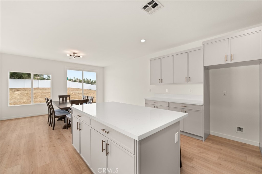 29232 Piping Rock
